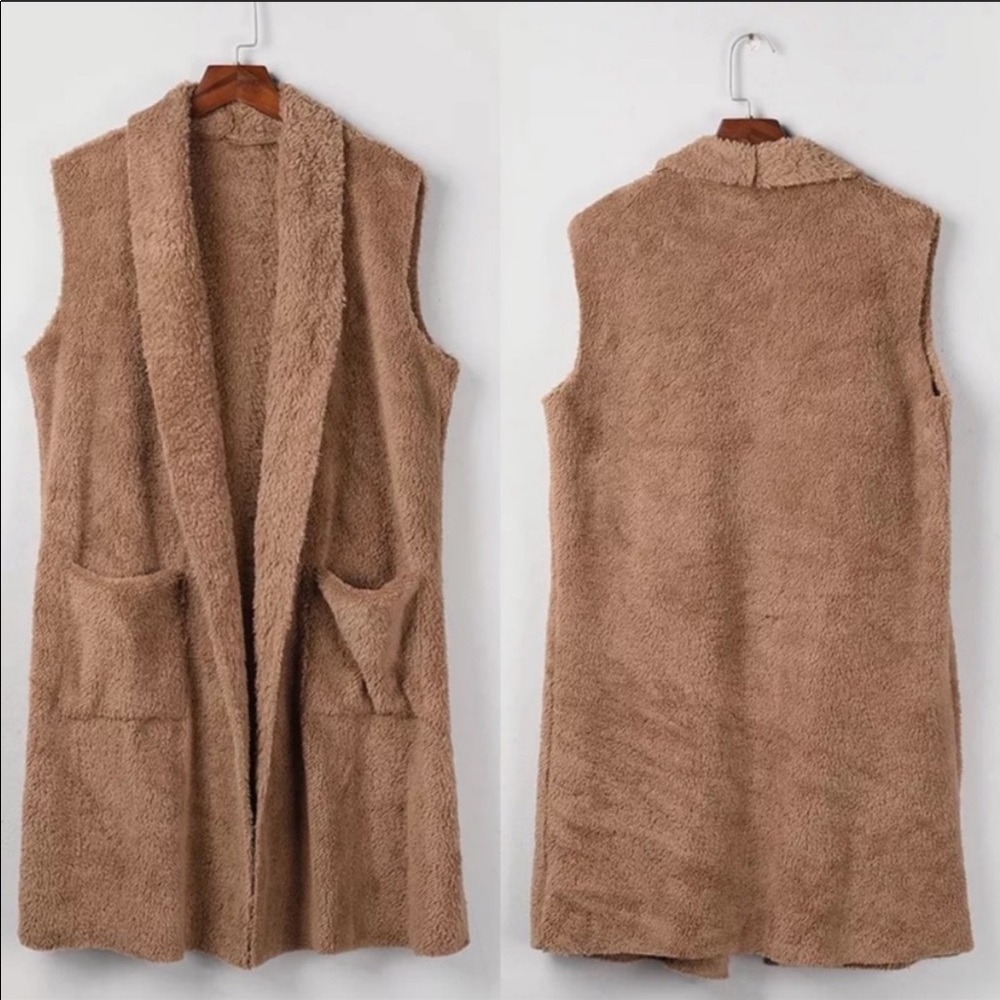Fur vest, never worn